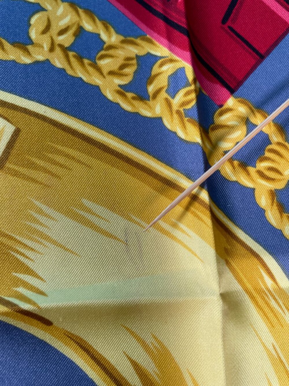 Vintage Céline Paris Silk Scarf – Arc de Triomphe Motif - Picture 12 of 14